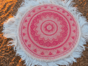 بشكير بحر دائري مزود بشراشيب - مقاس 170 سم