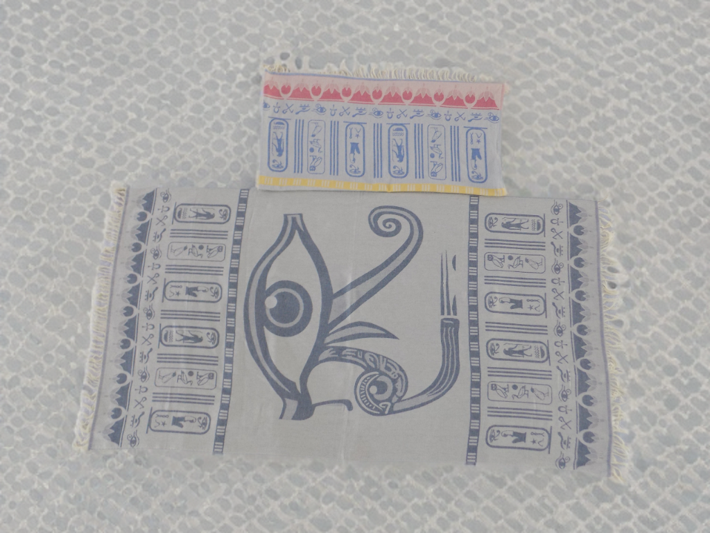 طقم من قطعتين بشكير قماش قطن بتصميم فرعوني رائع- مقاس 90*170 - الصورة 4